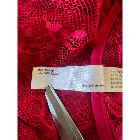 Bra N Things Red Semi Sheer Lace With Eyelash Lace And Side Slits Size 8 - Picture 4 of 5